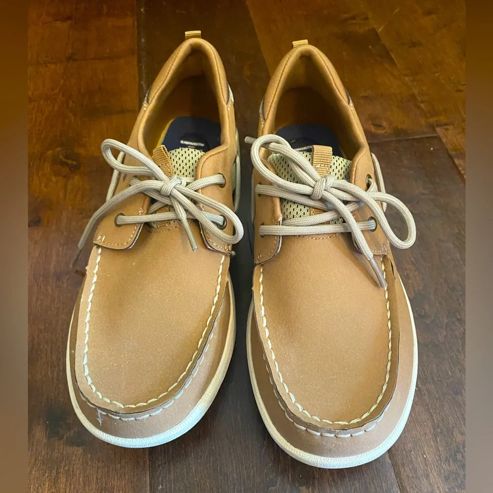 Boys Sperry fairway plush wave sneaker, dress shoes tan brown size 5 - Picture 1 of 4